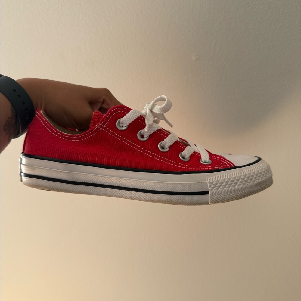 Red Converse - size 4 in mens/6women